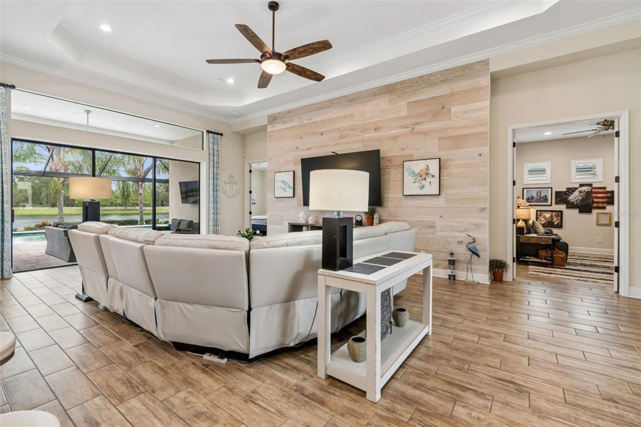 7208 Whittlebury Trail, Bradenton, FL 34202 Photo
