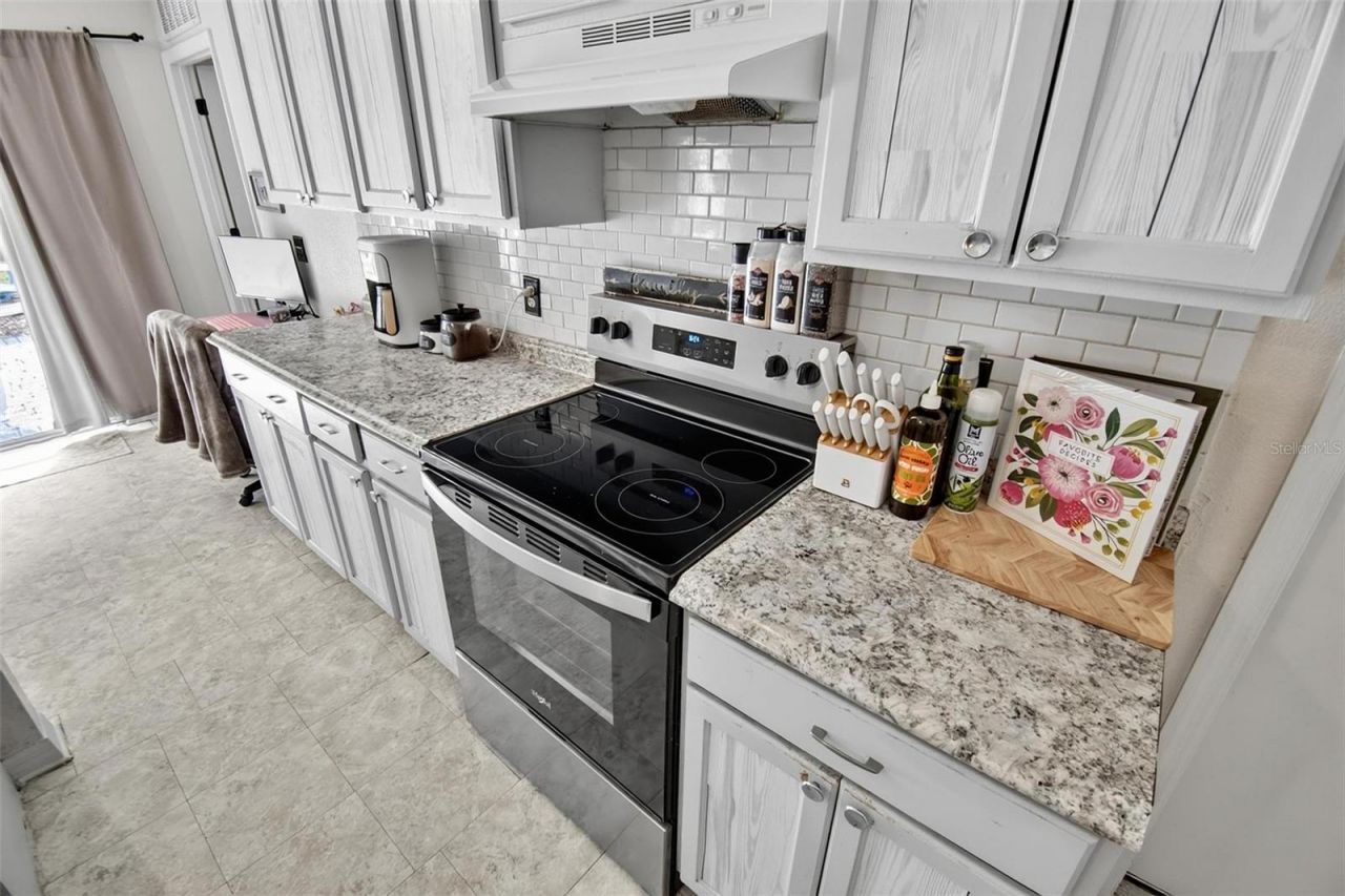 195 Parkview Drive , Palm Coast, FL 32164 Photo