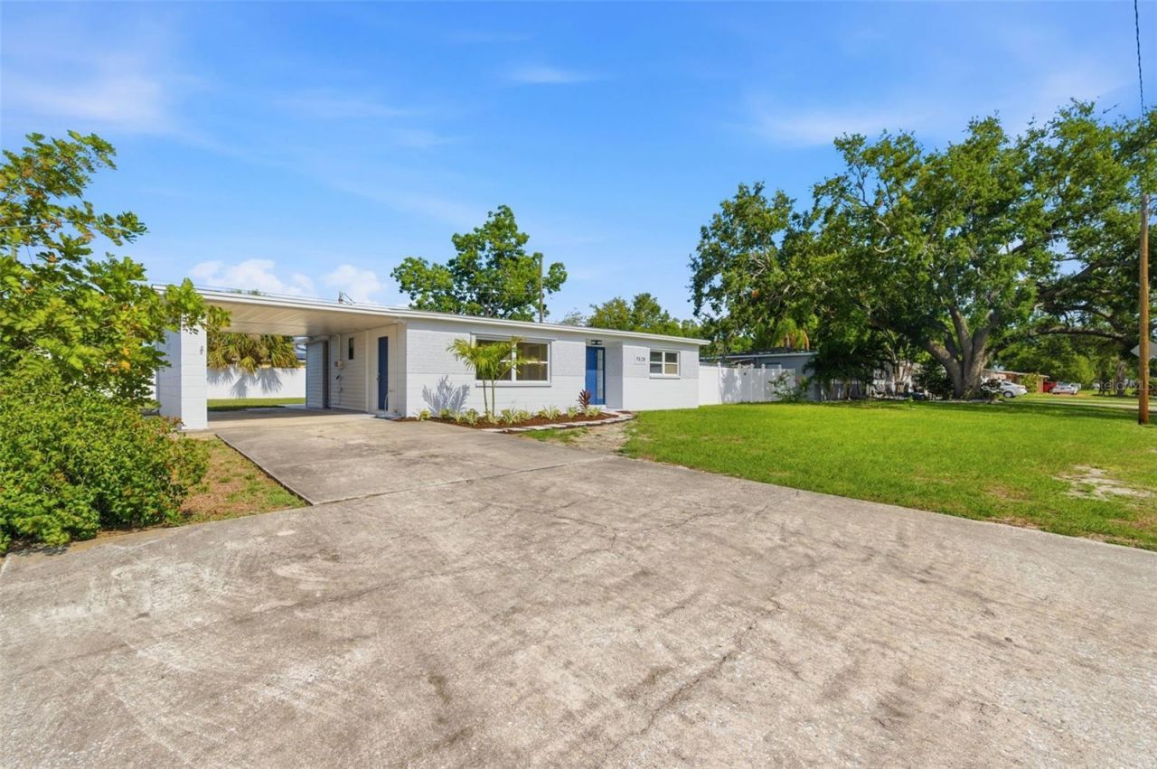 7528 17th Way N, Saint Petersburg, FL 33702 Photo