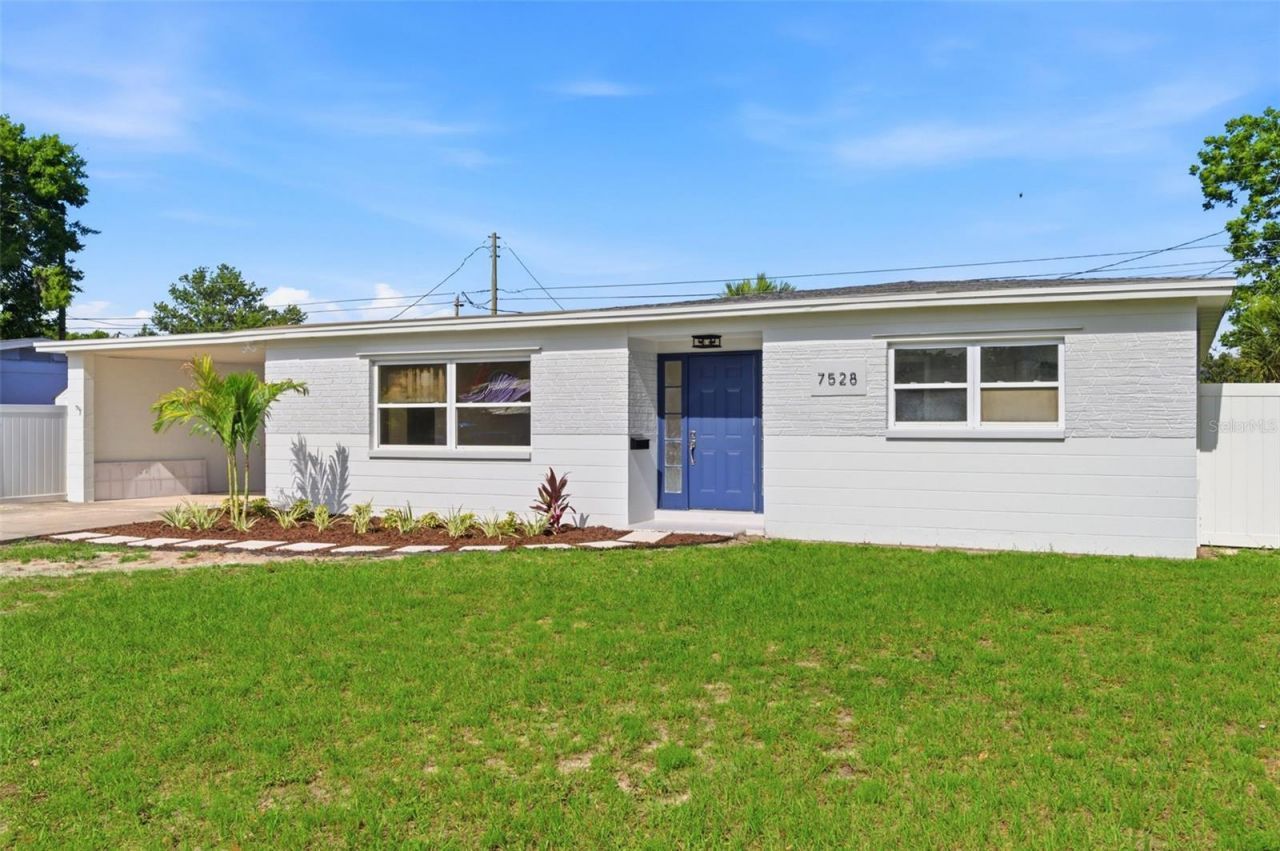 7528 17th Way N, Saint Petersburg, FL 33702 Photo