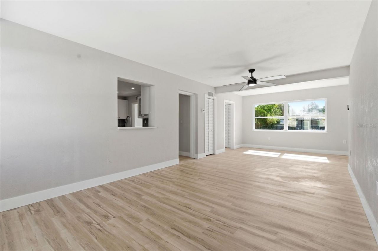 7528 17th Way N, Saint Petersburg, FL 33702 Photo
