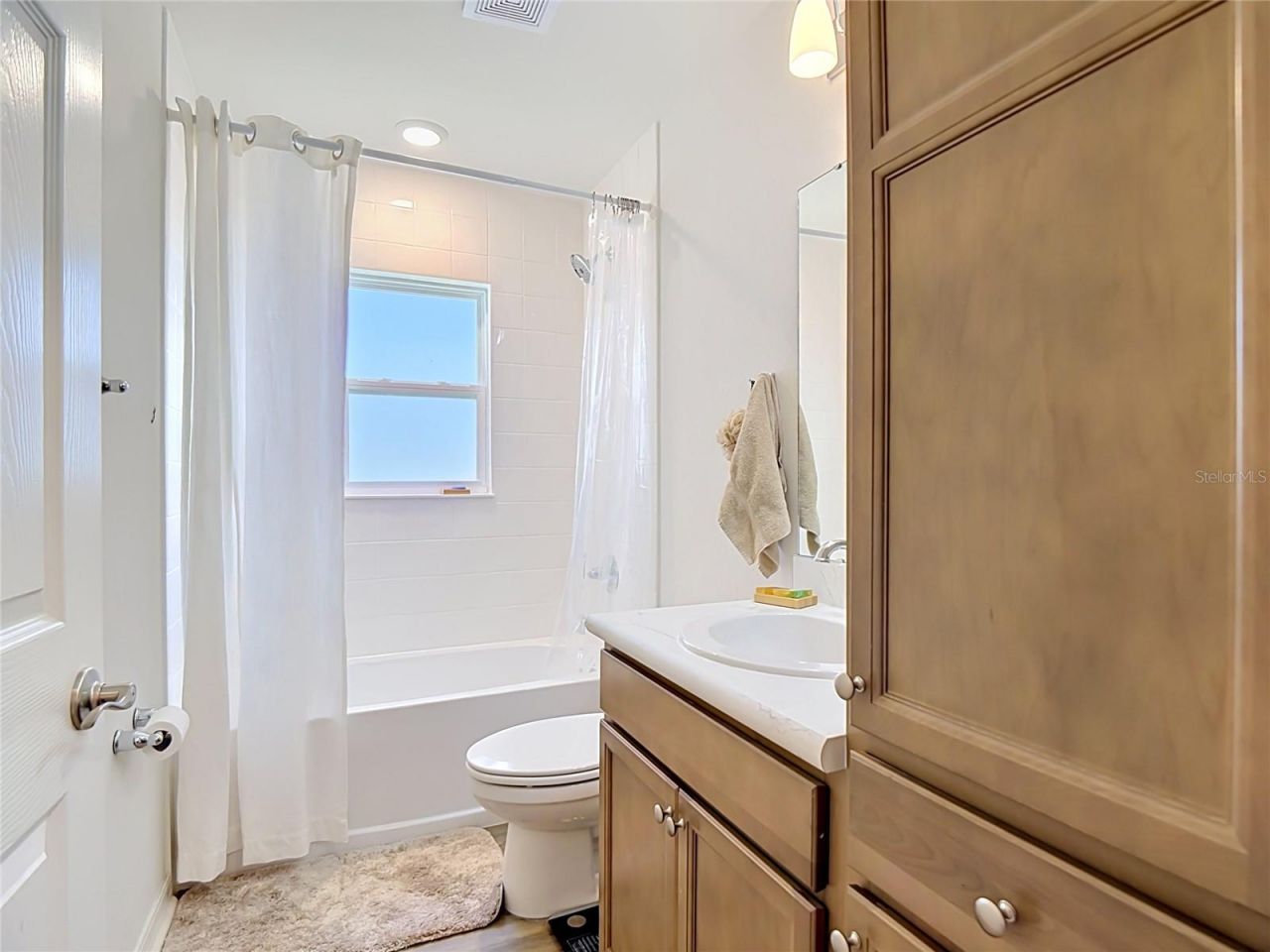 609 Ambleside Drive, Haines City, FL 33844 Photo