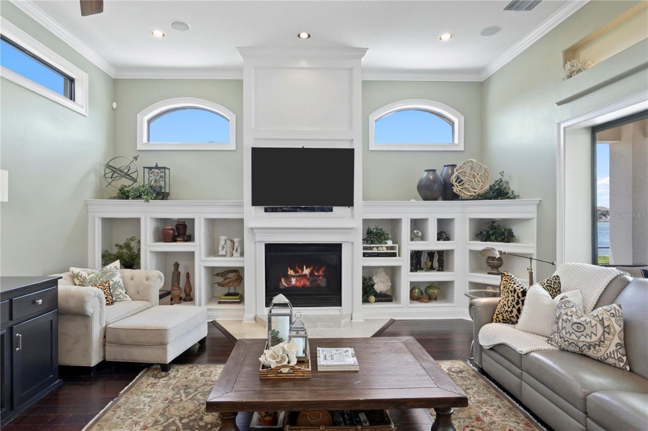 1317 Jumana Loop, Apollo Beach, FL 33572 Photo