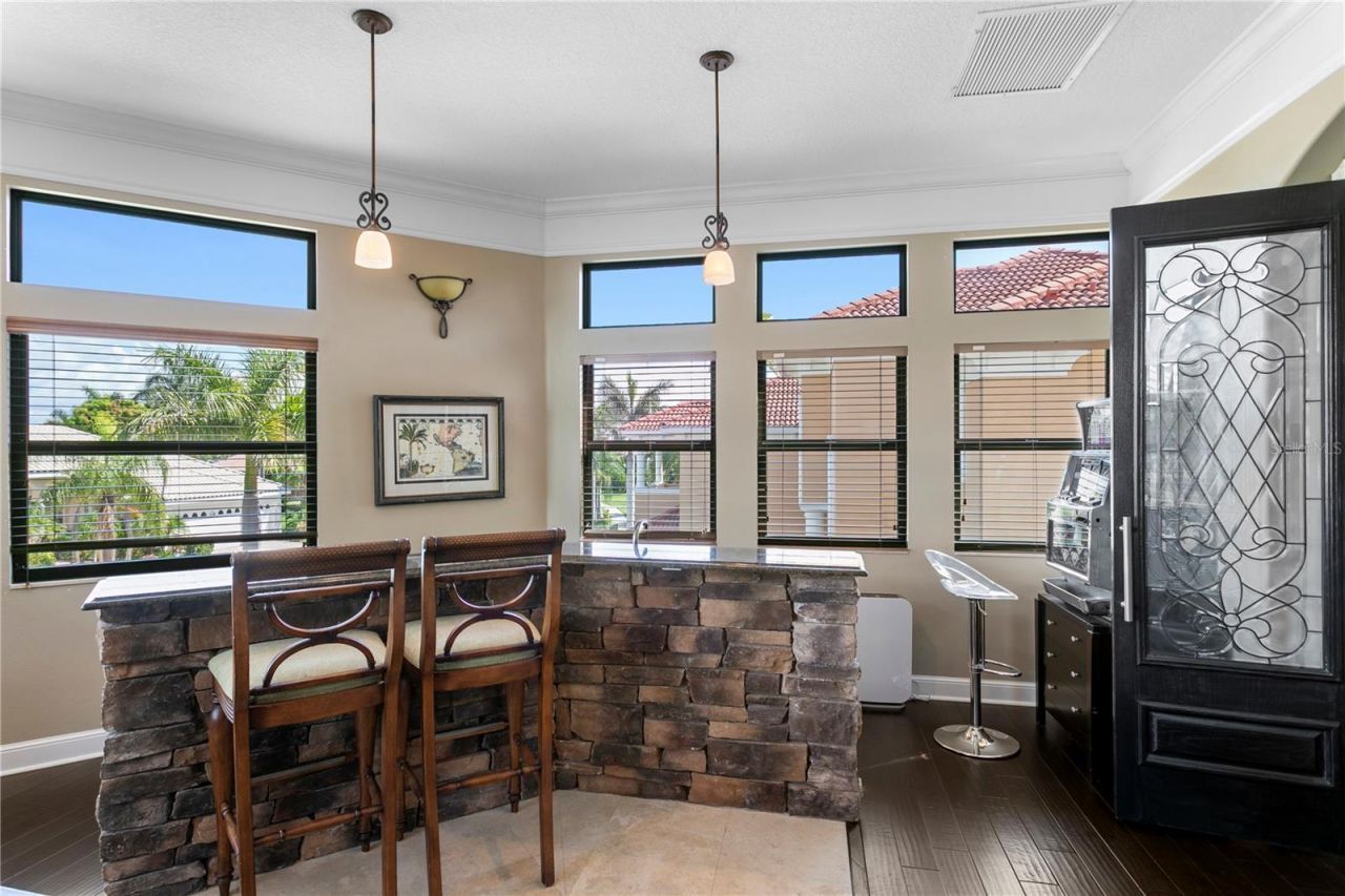 1317 Jumana Loop, Apollo Beach, FL 33572 Photo