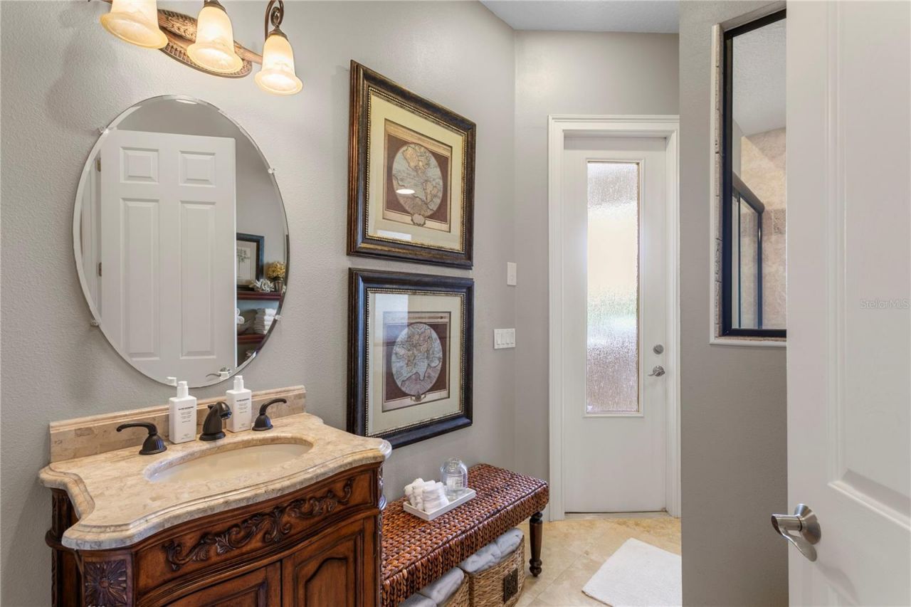 1317 Jumana Loop, Apollo Beach, FL 33572 Photo