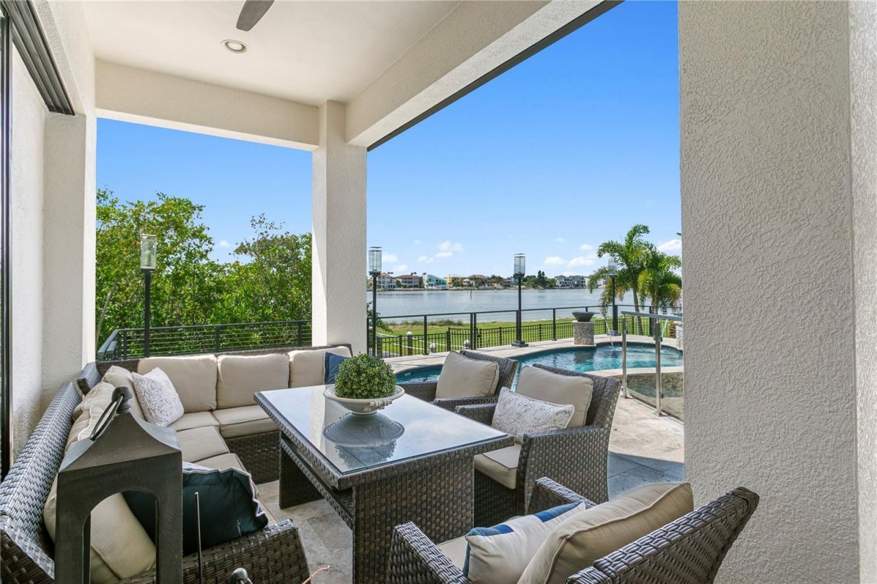 1317 Jumana Loop, Apollo Beach, FL 33572 Photo