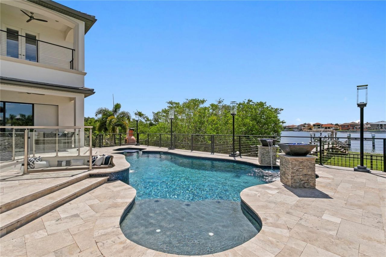 1317 Jumana Loop, Apollo Beach, FL 33572 Photo
