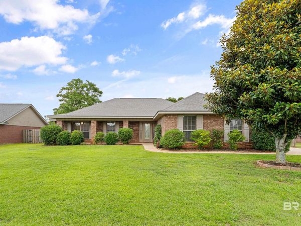 2930 Plantation Drive, Mobile, AL 36695
