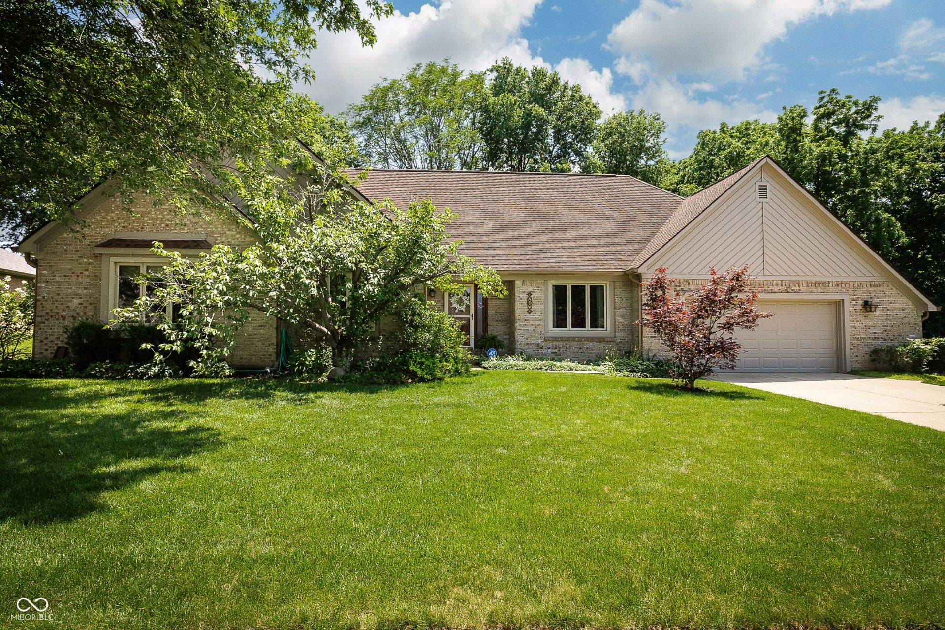 6767 Romeo Drive, Avon, IN 46123 Main Photo