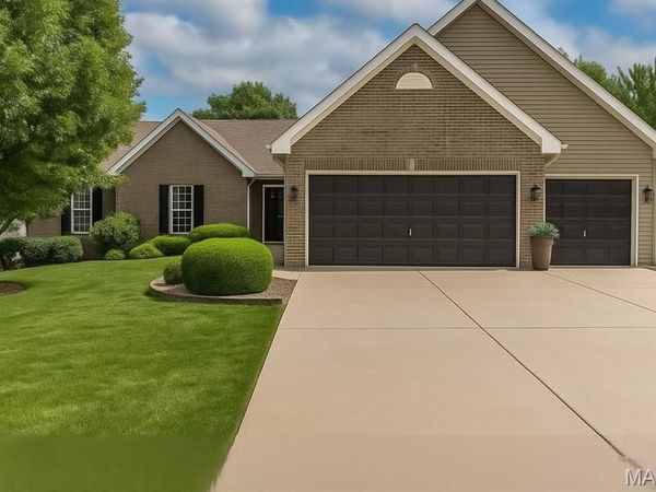 4081 Stonecroft Drive , St Charles, MO 63304