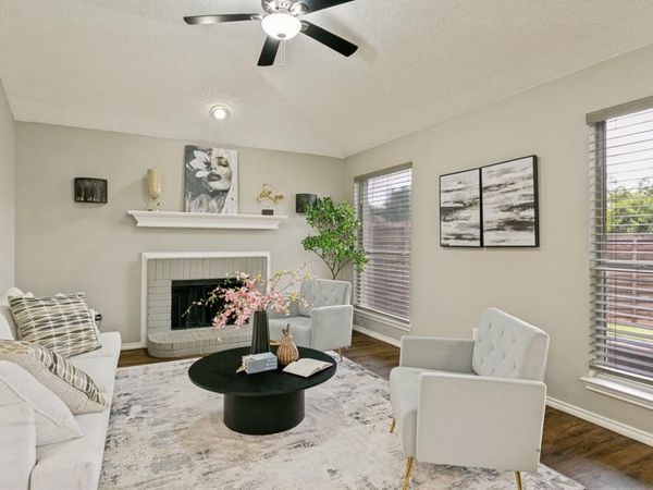 2066 Heather Glen Drive , Lewisville, TX 75067