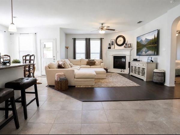 2452 Clay Creek Lane, Fort Worth, TX 76177