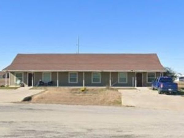 216 Blue Bell Court, Weatherford, TX 76088