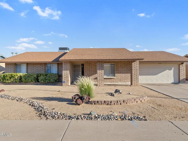 3939 W ANDERSON Drive, Glendale, AZ 85308