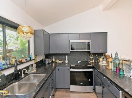 3930 Greenbriar Court, Reno, NV 89509 Photo