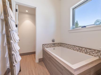 8308 North Lake Boulevard, Kings Beach, CA 96143 Photo