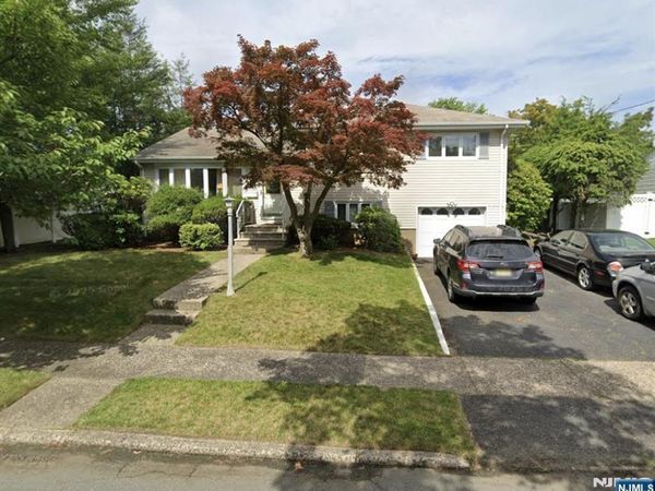 50 Harding Avenue, DUMONT, NJ 07628