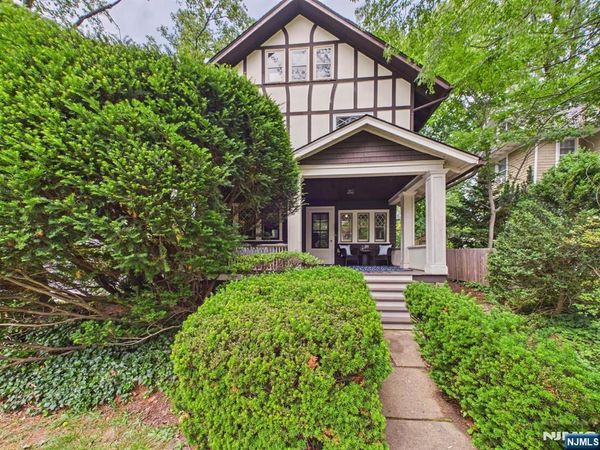 41 Randolph Place, RIDGEWOOD, NJ 07450