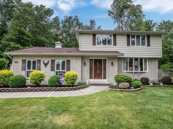 1631 Huth Road, Grand Island, NY 14072