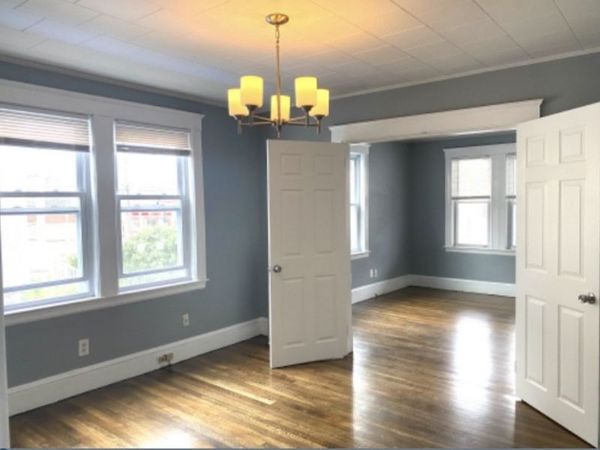 1083 Main St, Unit 1, Waltham, MA 02451