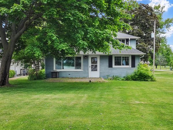 24315 Fairway Dr, Dover, WI 53139