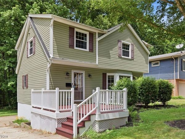 858 Cliffside Drive , Akron, OH 44313