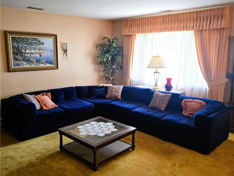 8201 Manorford Drive, Parma, OH 44129 Photo 6