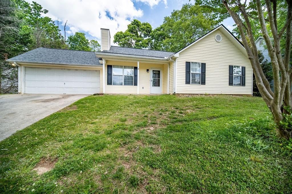 1059 Bridle Creek Drive , Flowery Branch, GA 30542 Main Photo