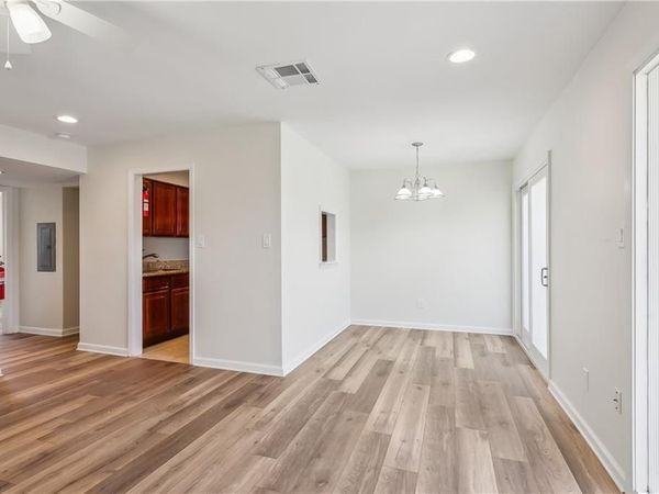 723 ADAMS Street , Unit 302, New Orleans, LA 70118
