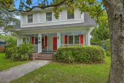 2154 Saint James Drive photo 4