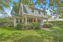 2154 Saint James Drive photo 4