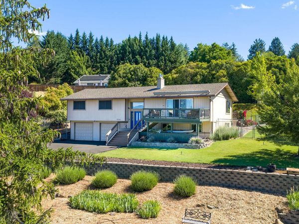 1314 Highcrest Drive, Medford, OR 97504
