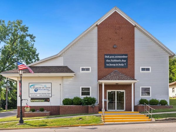 304 W Main Street, Syracuse, IN 46567