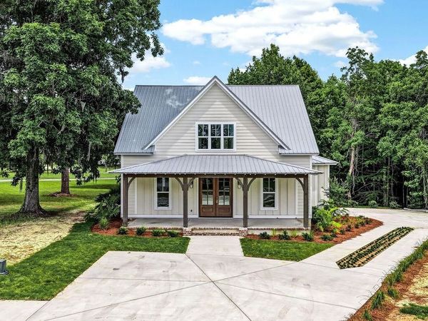 541 Oak Lawn Rd. , Georgetown, SC 29440