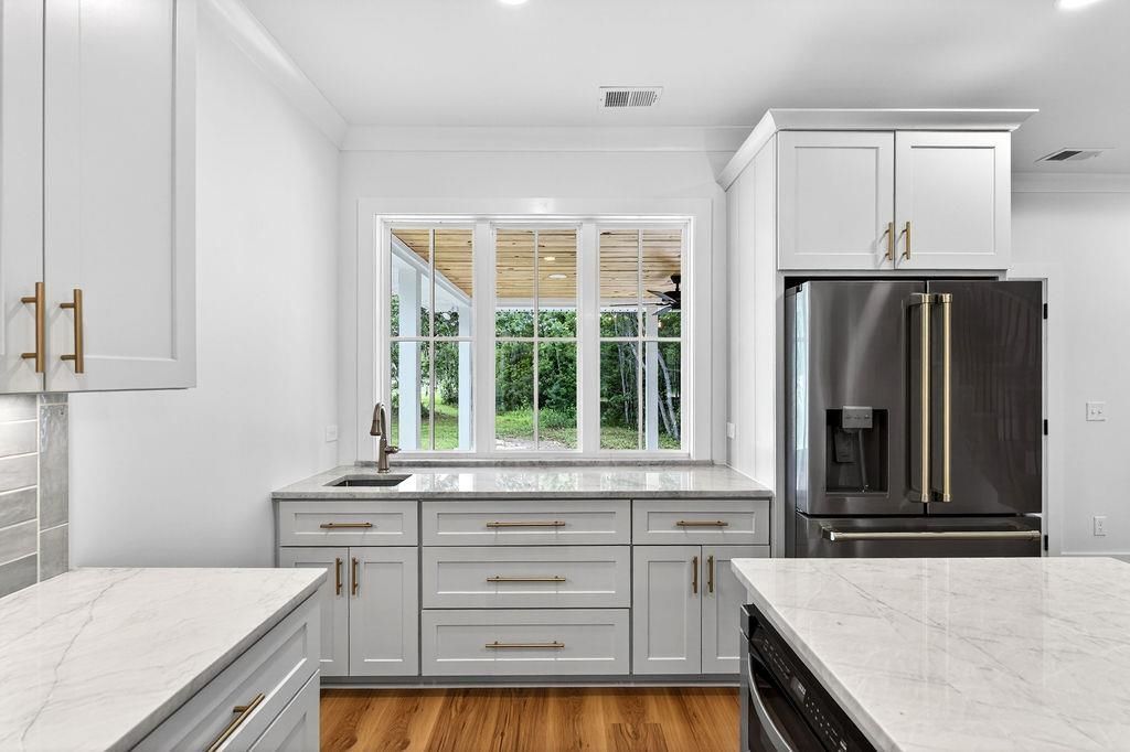 541 Oak Lawn Rd.  Photo 35