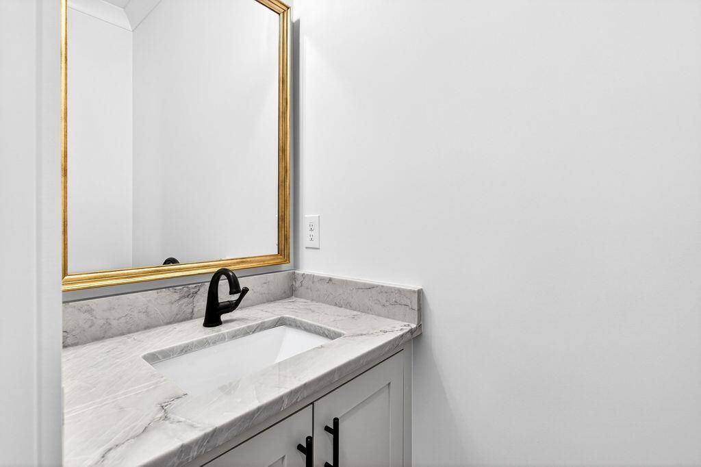 541 Oak Lawn Rd.  Photo 41