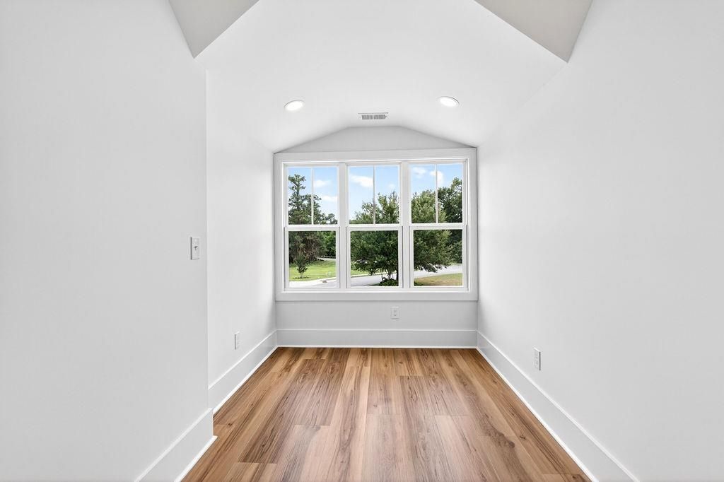 541 Oak Lawn Rd.  Photo 62