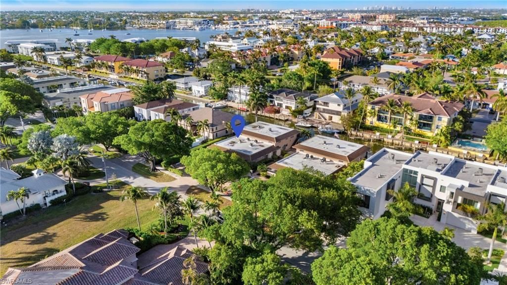 1521 Chesapeake Ave , Unit B2, Naples, FL 34102 Photo