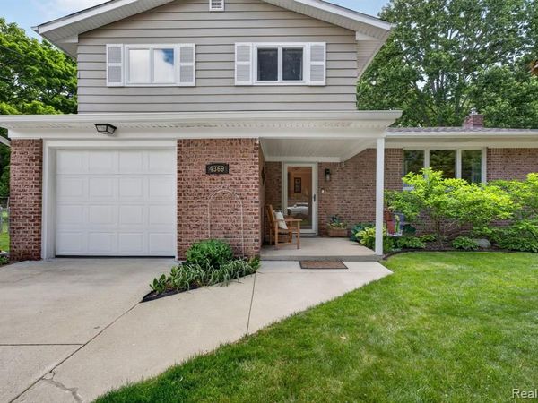 4369 Dixon Drive, Flint Twp, MI 48473