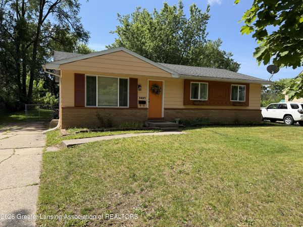 3427 Maybel Street, Lansing, MI 48911