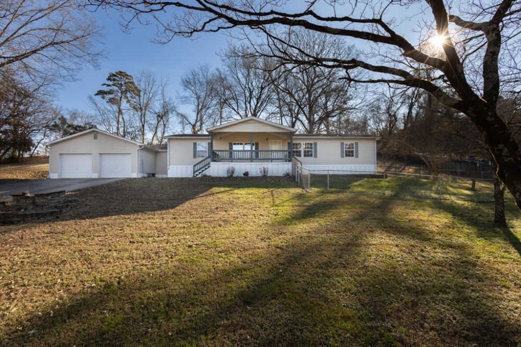 4840 Blue Bell Avenue, Ooltewah, TN 37363 Main Photo