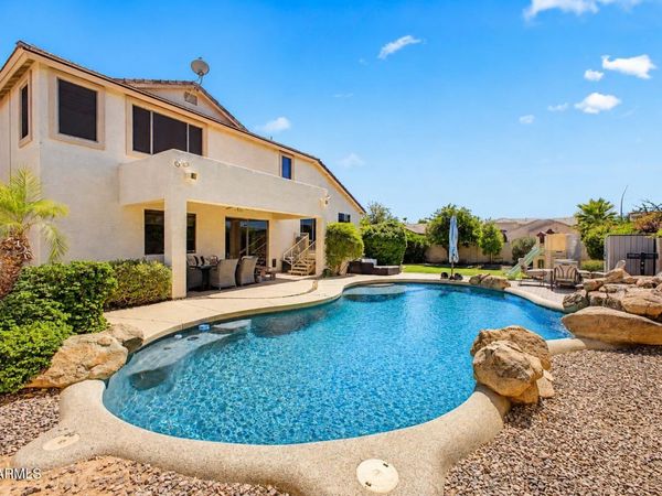 2540 E HAZELTINE Way, Chandler, AZ 85249