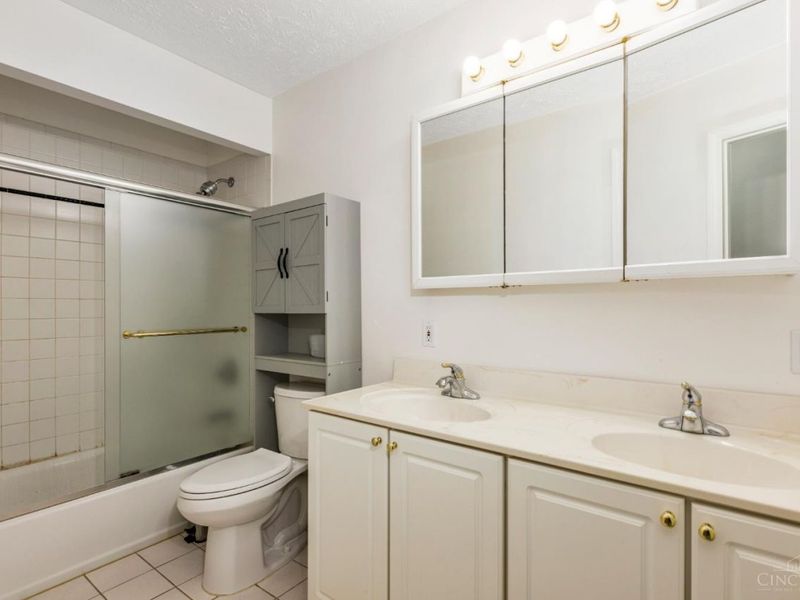 9699 Humphrey Road, Cincinnati, OH 45242 Photo 16