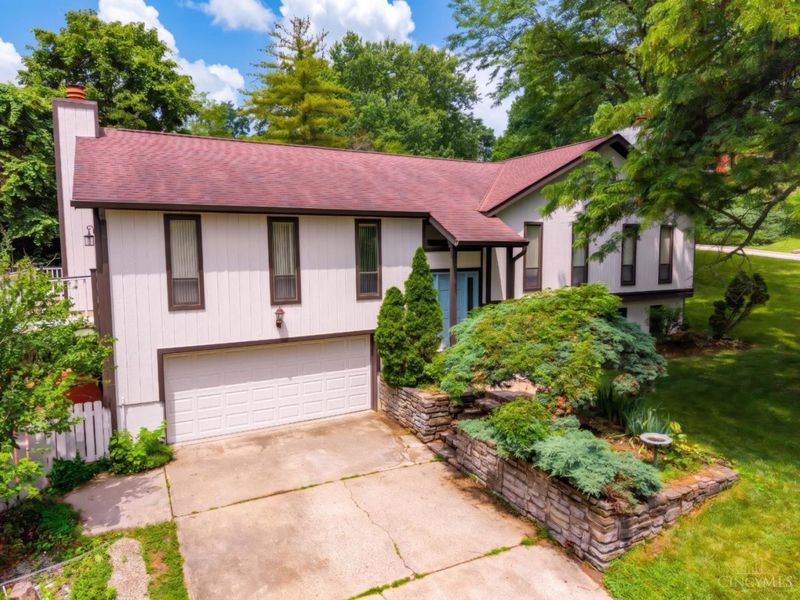 9699 Humphrey Road, Cincinnati, OH 45242 Photo 3