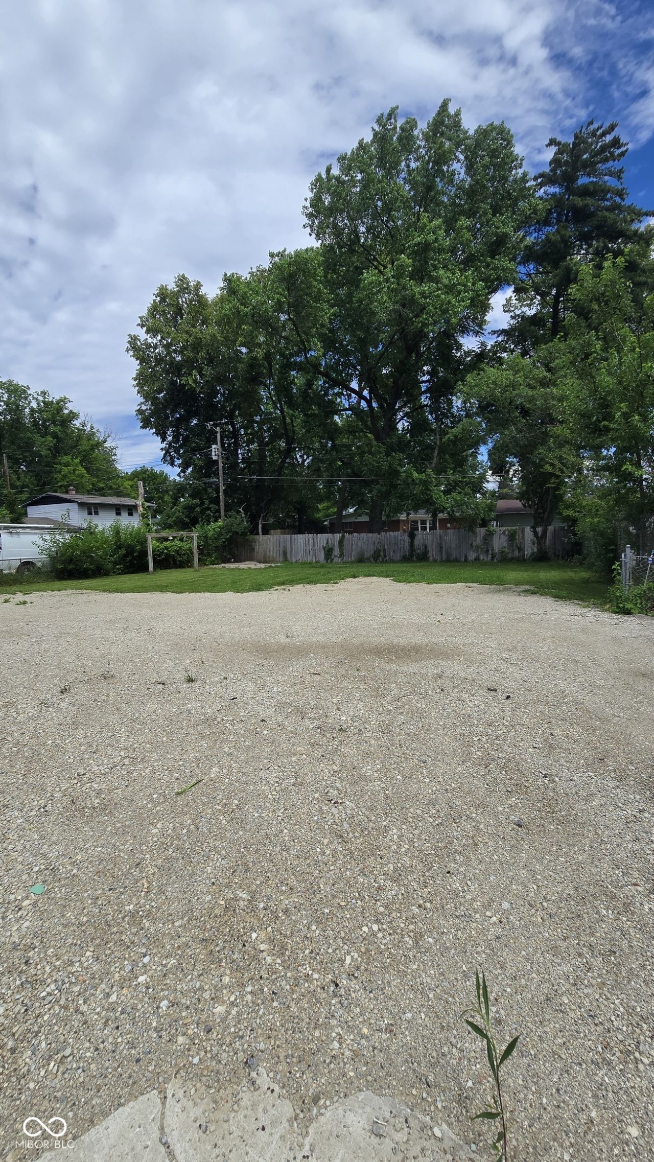 6142 Meadowlark Drive, Indianapolis, IN 46226 Main Photo