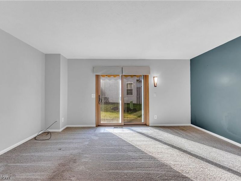4215 Jennings Ridge Drive, Cleveland, OH 44109 Photo 11