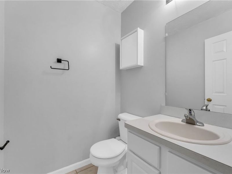 4215 Jennings Ridge Drive, Cleveland, OH 44109 Photo 13