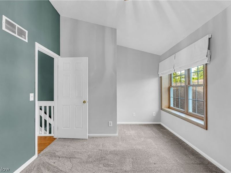 4215 Jennings Ridge Drive, Cleveland, OH 44109 Photo 20