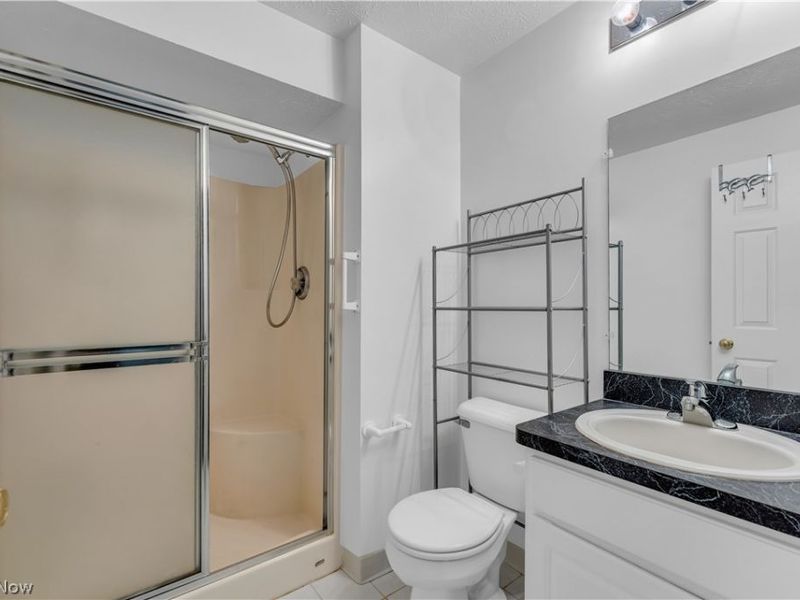 4215 Jennings Ridge Drive, Cleveland, OH 44109 Photo 23