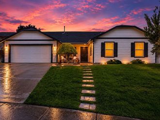 5002 Blue Sage Ln Pasco, WA 99301